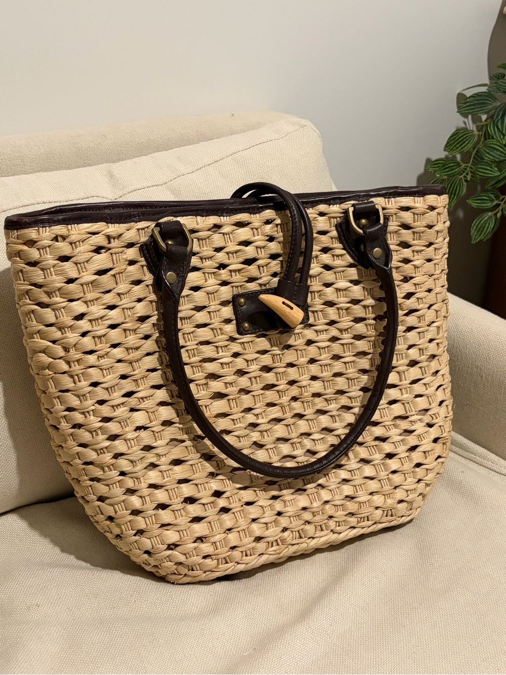 Tommy Bahama Woven Leather Strap Bag Tote Beach Summer Euro Coastal Shoulder